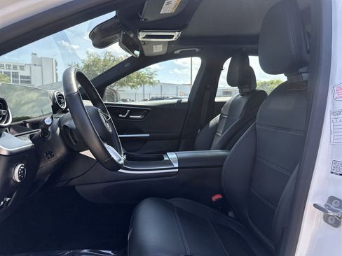 Used 2025 Mercedes-Benz C 300 Sedan image 13