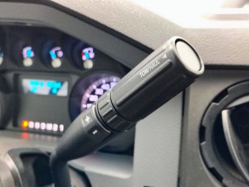 Used 2016 Ford F250 XL w/ Power Equipment Group image 38