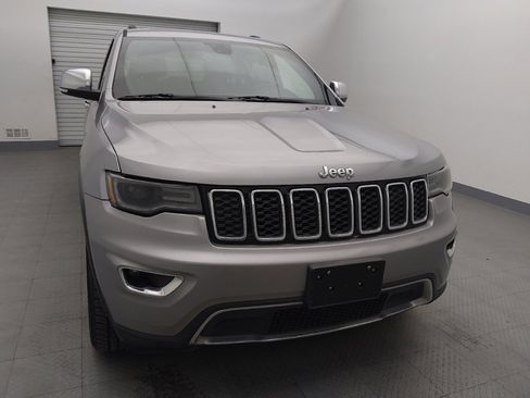 Used 2017 Jeep Grand Cherokee Limited w/ Luxury Group II image 14