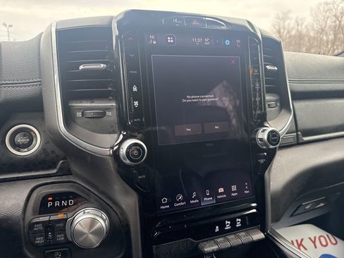 Used 2025 RAM 1500 Laramie image 25