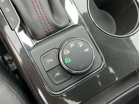 Used 2019 Chevrolet Blazer RS image 34