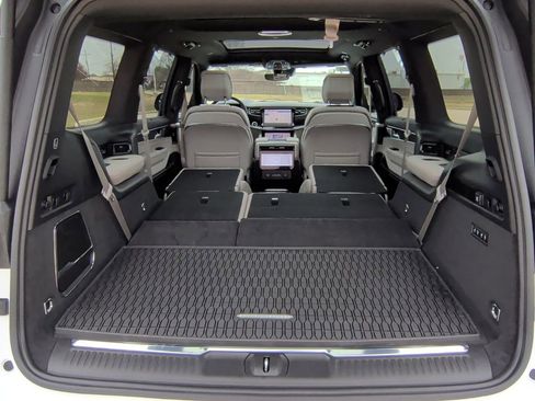 New 2026 Jeep Grand Wagoneer Summit image 51