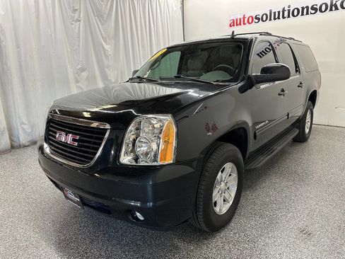 Used 2013 GMC Yukon XL SLT w/ SLT-2 Equipment Package image 3
