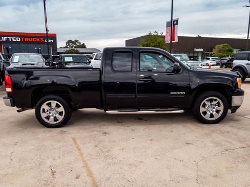 Used 2011 GMC Sierra 1500 SLT w/ SLT Convenience Package image 11