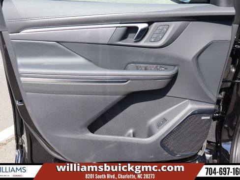 New 2026 Buick Enclave Sport Touring w/ Power Package FWD image 9
