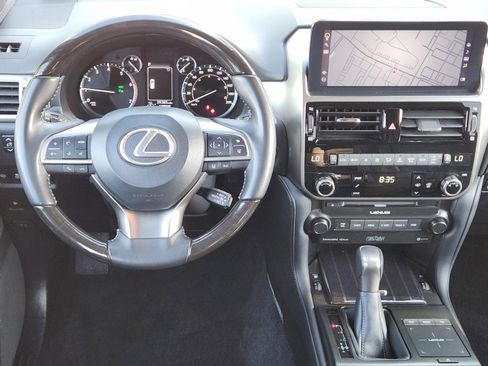Used 2022 Lexus GX 460 Luxury AWD/4WD image 13