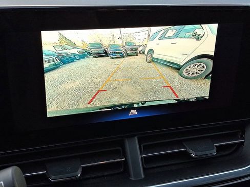 Used 2025 Chevrolet Trax RS w/ Driver Confidence Package image 17