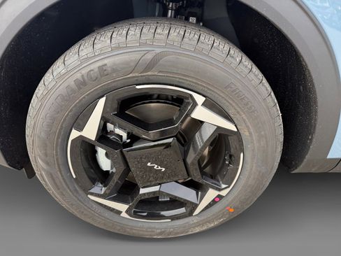 New 2026 Kia Sportage EX image 9