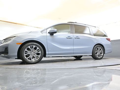 Used 2025 Honda Odyssey Touring image 34