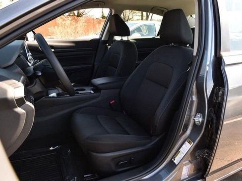 Certified 2025 Nissan Altima 2.5 SV image 19