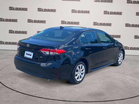Used 2024 Toyota Corolla LE FWD image 5