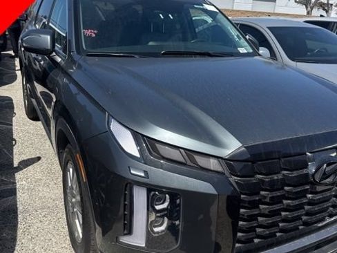 Used 2024 Hyundai Palisade SEL AWD/4WD image 2
