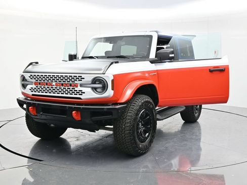 Used 2025 Ford Bronco Stroppe Edition AWD/4WD image 48