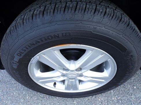 Used 2020 Chevrolet Trax LS w/ Fleet Convenience Package image 46