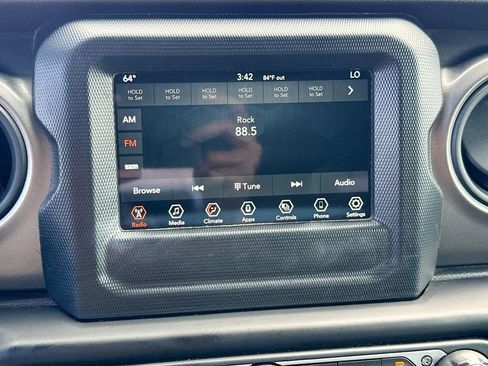 Used 2023 Jeep Wrangler Unlimited w/ Convenience Group image 16