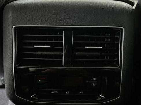 Used 2019 Volkswagen Atlas SEL FWD image 19