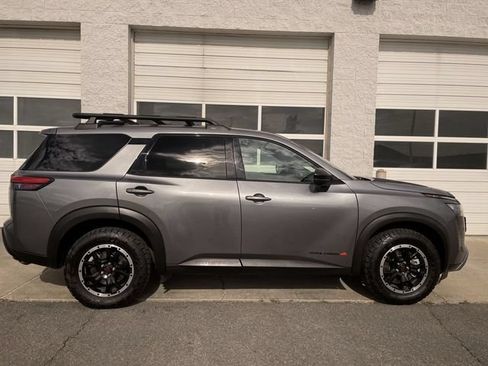 Used 2026 Nissan Pathfinder Rock Creek AWD/4WD image 1