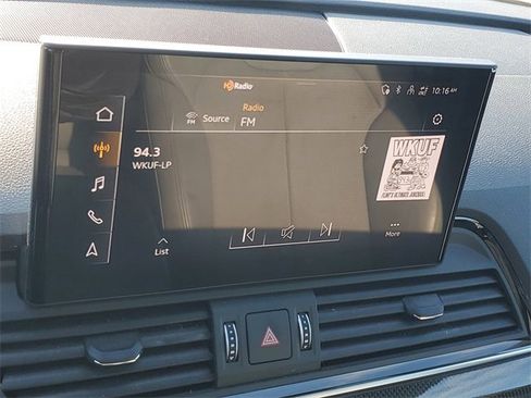 Used 2022 Audi SQ5 Premium w/ Convenience Package image 25