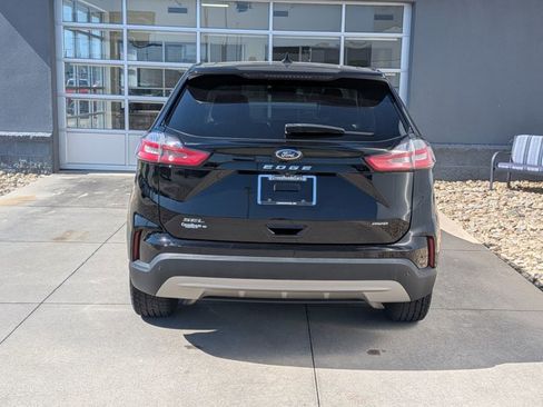 Certified 2022 Ford Edge SEL w/ Convenience Package AWD/4WD image 5