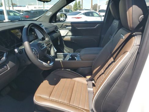 New 2026 GMC Acadia Denali Ultimate AWD/4WD image 10