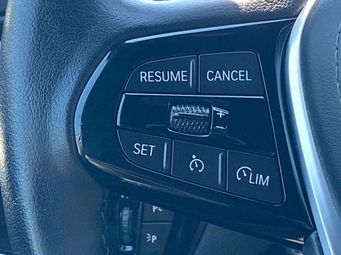 Used 2023 BMW 530e xDrive w/ Premium Package image 6