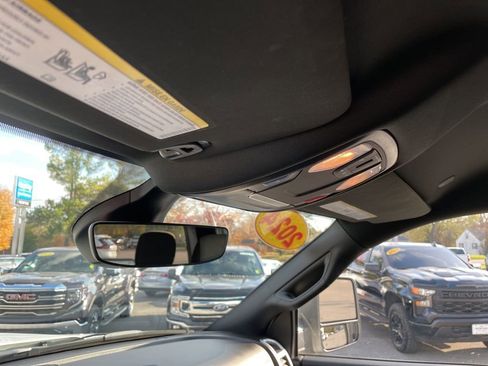 Used 2024 RAM 2500 Big Horn image 23