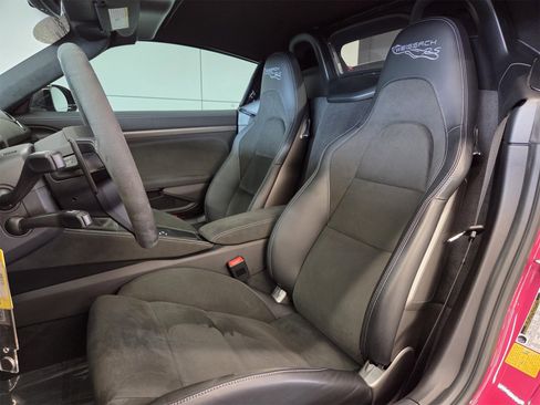 Certified 2025 Porsche 718 Boxster Spyder RS image 5