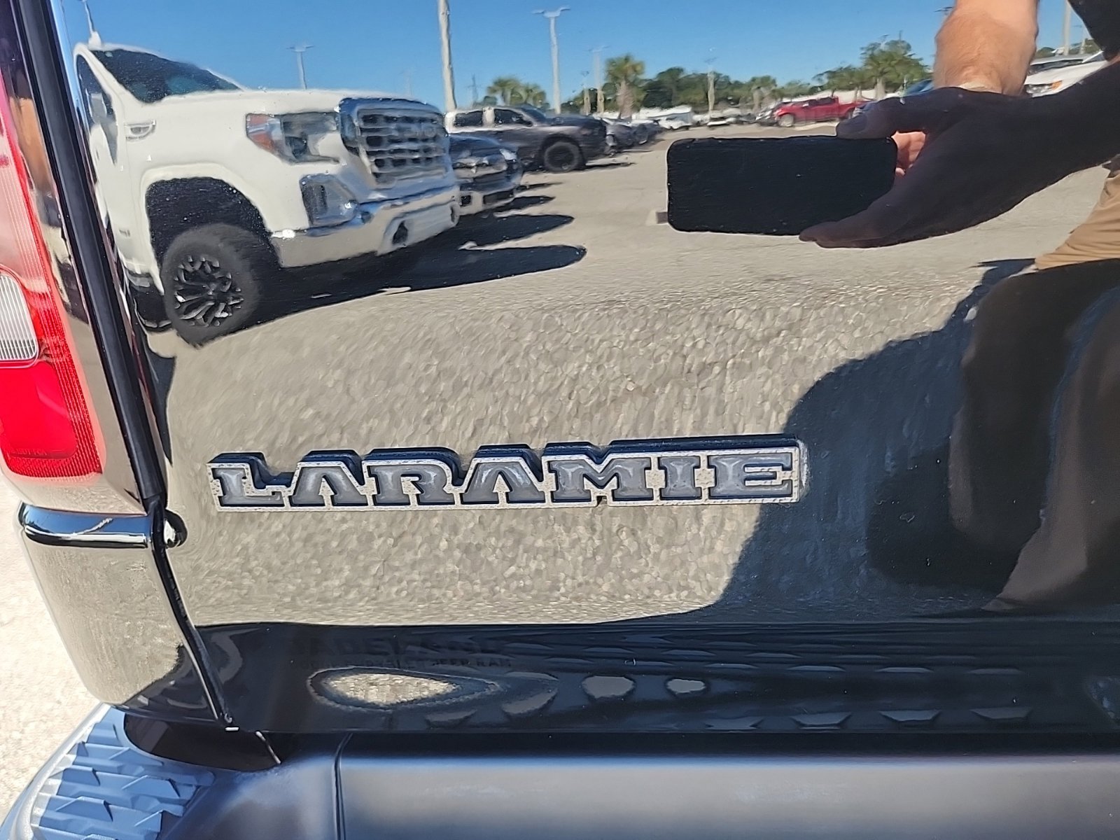 Used 2022 RAM 1500 Laramie AWD/4WD image 10