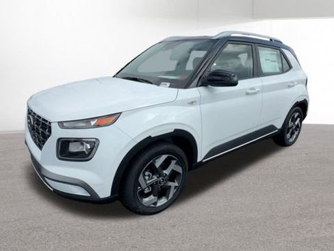 New 2026 Hyundai Venue SEL FWD image 4