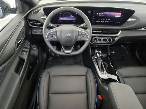 Used 2024 Buick Envista Sport Touring w/ Convenience I Package image 11