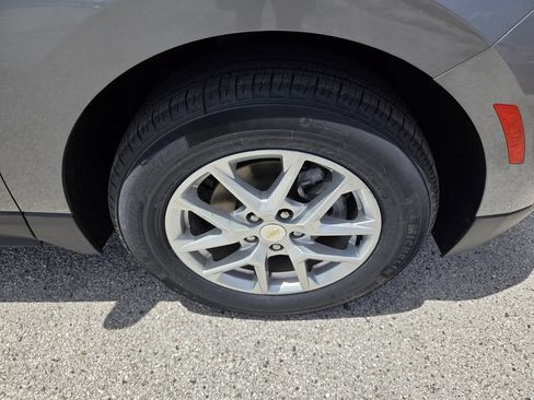 Used 2023 Chevrolet Equinox LS w/ LS Convenience Package FWD image 19