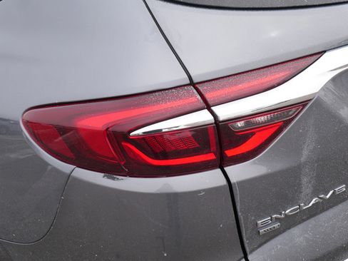 Used 2020 Buick Enclave Avenir w/ Avenir Technology Package image 17