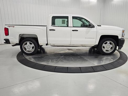 Used 2017 Chevrolet Silverado 1500 W/T w/ WT Fleet Convenience Package AWD/4WD image 6