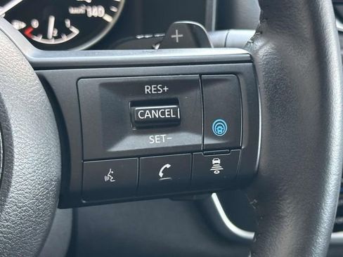 Used 2024 Nissan Rogue SV w/ SV Premium Package image 25