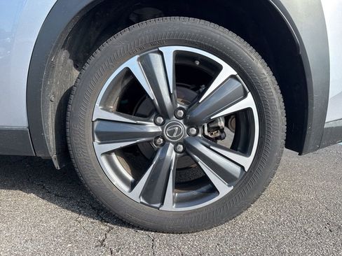 Used 2024 Lexus UX 250h AWD image 44