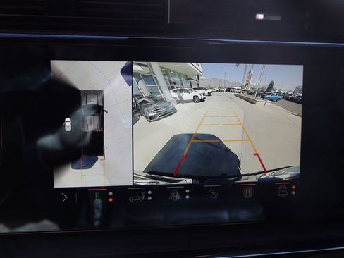 Used 2024 GMC Sierra 2500 AT4X AWD/4WD image 16