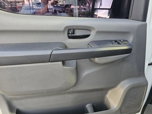 Used 2019 Nissan NV 2500 SV w/ Navigation Package image 9
