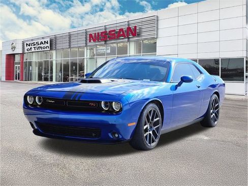 Used 2016 Dodge Challenger R/T Plus image 8