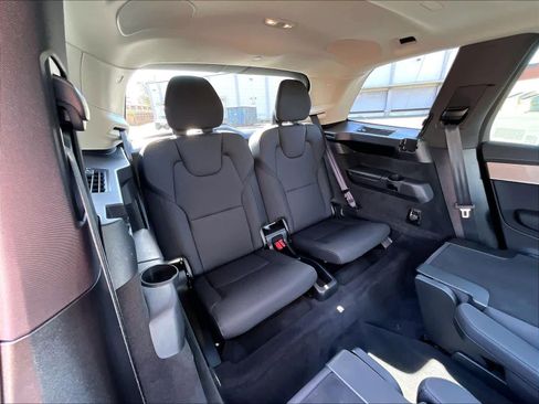 Used 2026 Volvo XC90 B6 Plus w/ Protection Package AWD/4WD image 31