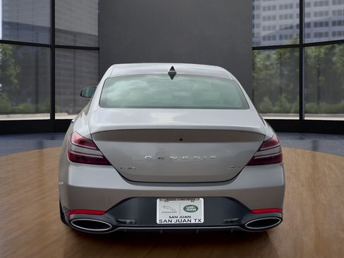 Used 2025 Genesis G70 2.5T AWD/4WD image 6