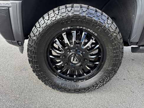 Used 2024 GMC Sierra 3500 Denali w/ Denali Reserve Package image 13