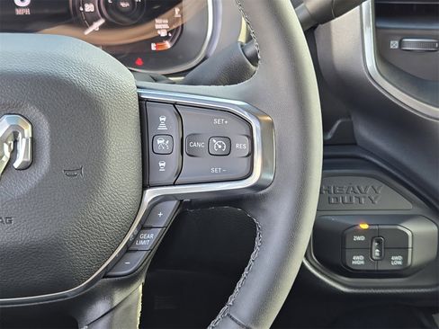 Used 2025 RAM 3500 Laramie image 28