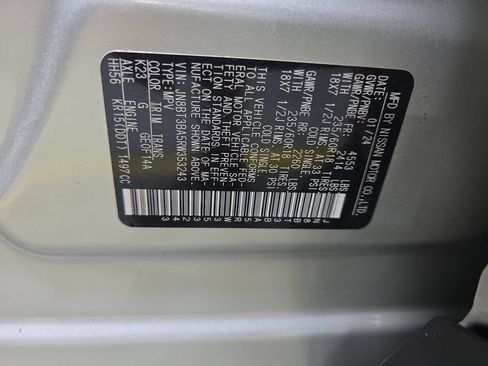 Used 2024 Nissan Rogue SV w/ SV Premium Package FWD image 34