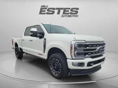 Used 2024 Ford F250 Platinum AWD/4WD image 5
