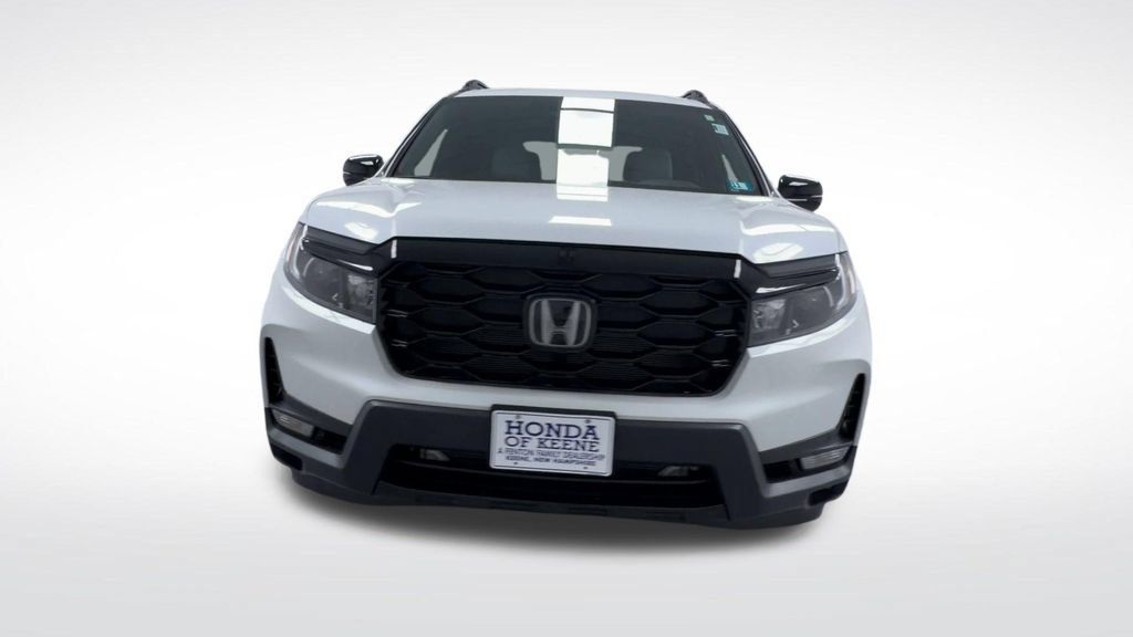 Used 2023 Honda Passport Elite image 3