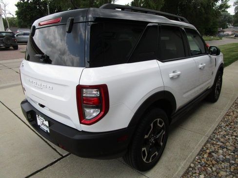 Used 2024 Ford Bronco Sport Outer Banks w/ Tech Package AWD/4WD image 7