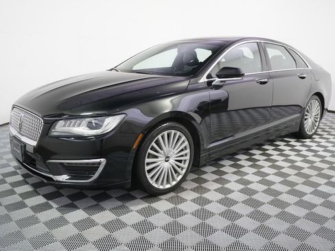 Used 2017 Lincoln MKZ Reserve FWD image 2