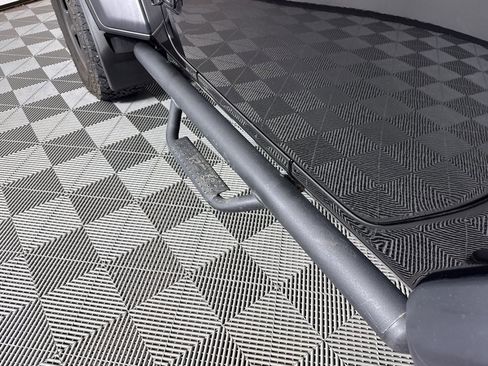 Used 2024 Jeep Wrangler Sport image 30