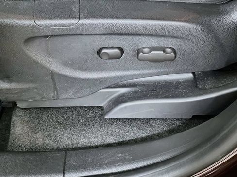 Used 2013 Buick Encore Convenience FWD image 11