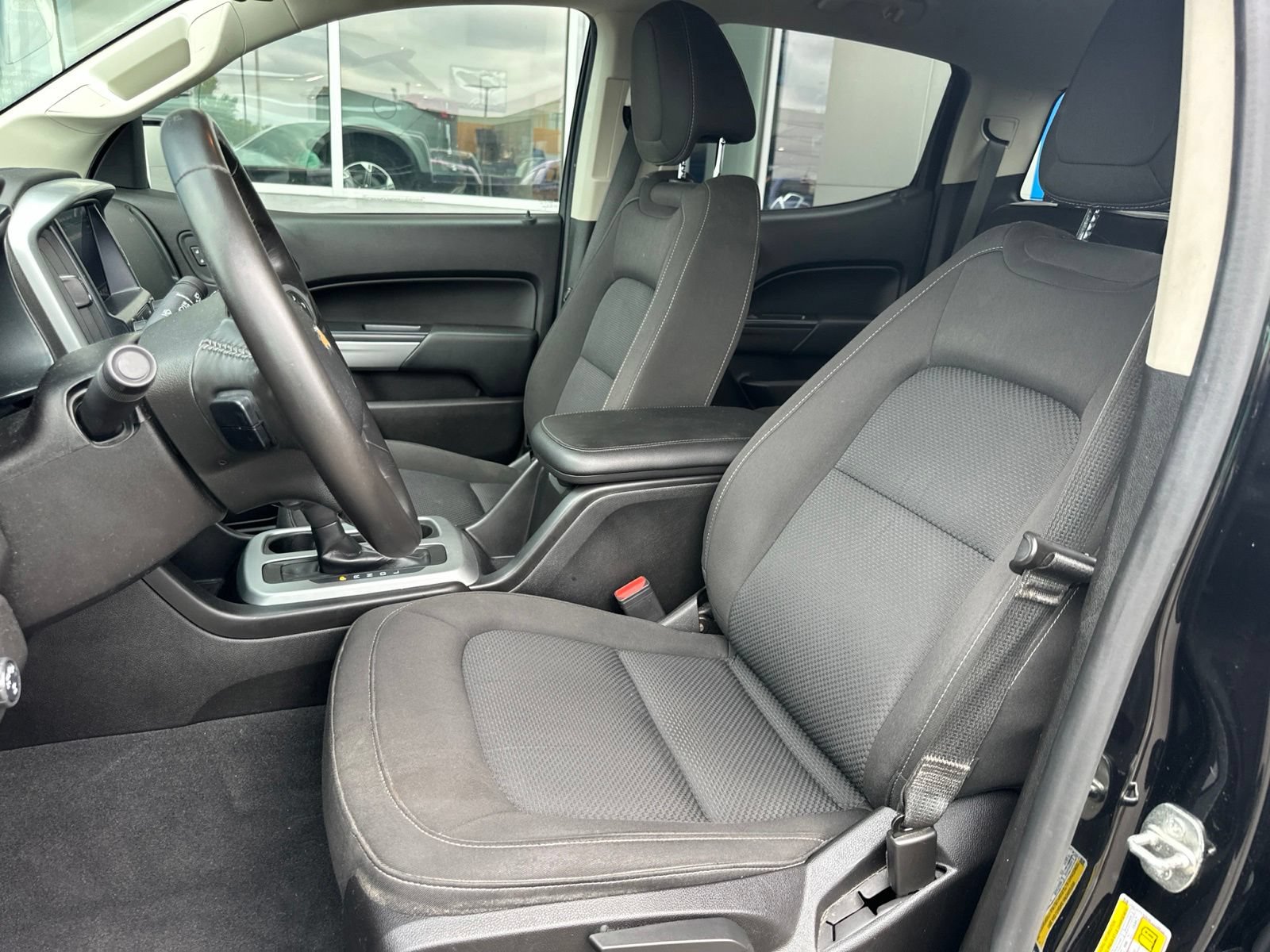 Used 2019 Chevrolet Colorado LT AWD/4WD image 16